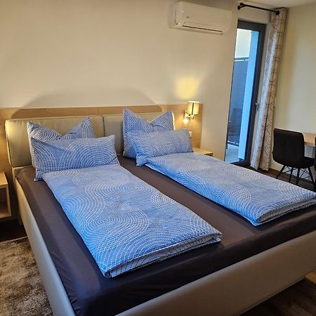 Rana'S B&B - Bed&Breakfast รูสท์ ภายนอก รูปภาพ