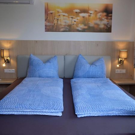 Rana'S B&B - Bed&Breakfast รูสท์ ภายนอก รูปภาพ